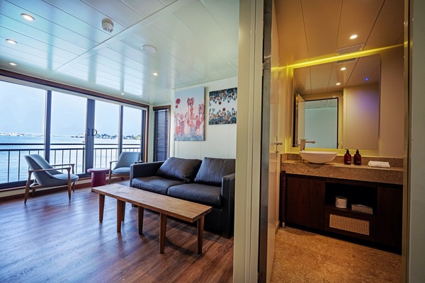 AmaWaterways AmaMagdalena Grand Suite 3.jpg